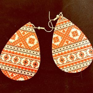 Women’s faux leather teardrop earrings